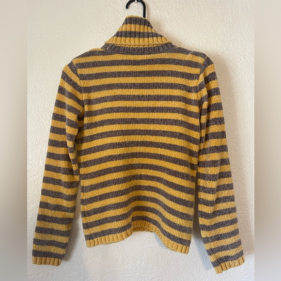 Revolve: Lovers + Friends sweater. Size XS. Like new. - Picture 2 of 7